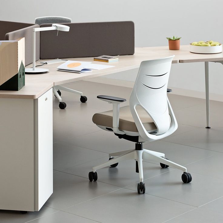 10 Fundamental Benefits of Bespoke Office Furniture for Modern Workspaces 12 svg+xml;charset=utf