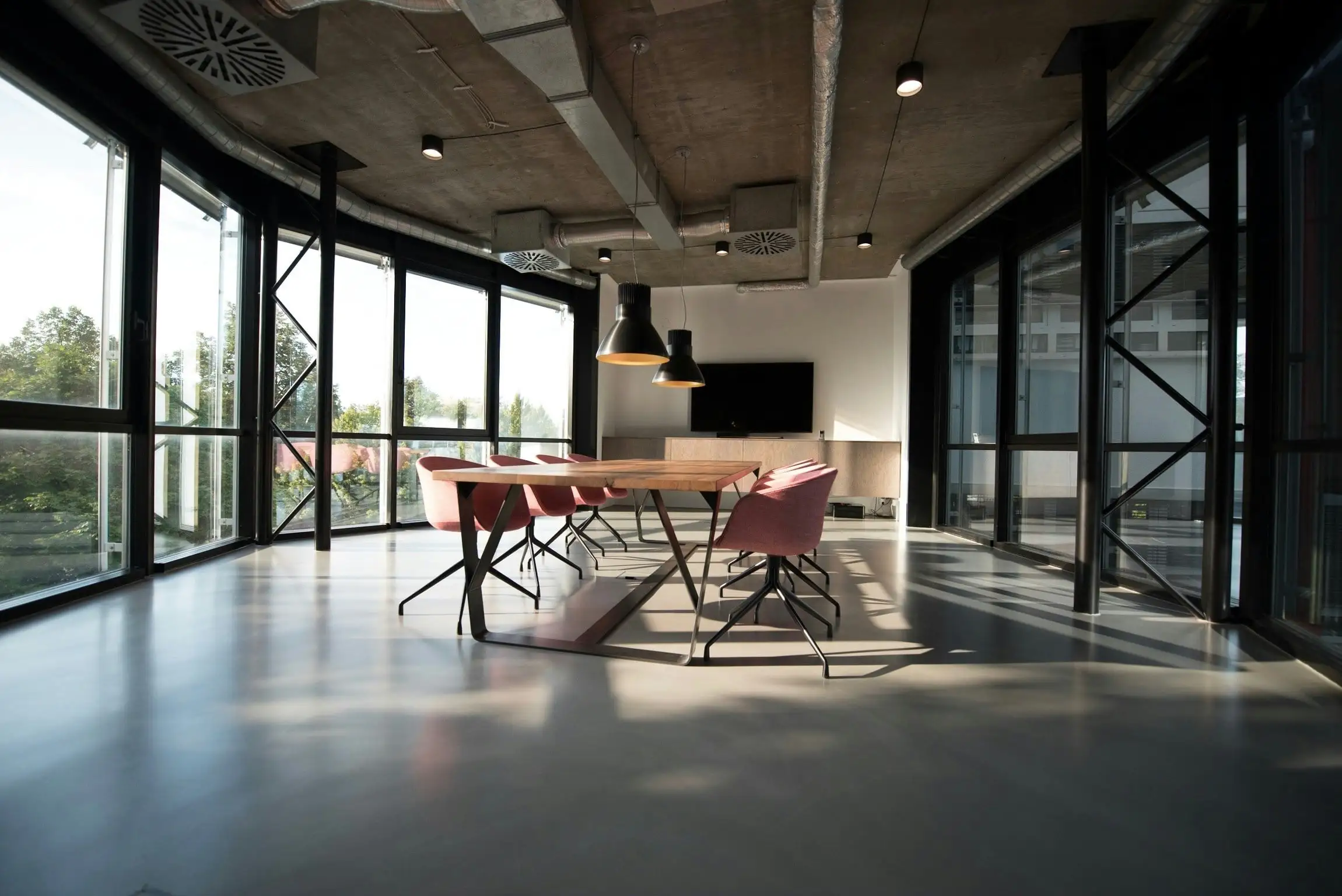 Top 10 Key Office Design Trends For 2025 4 svg+xml;charset=utf