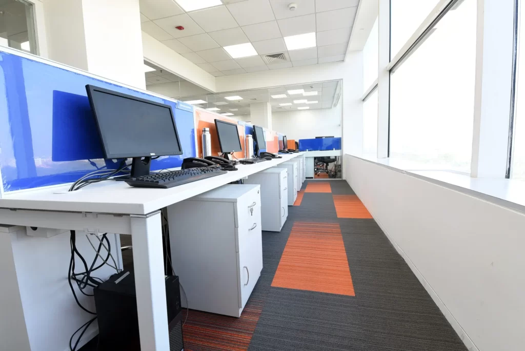 AK CAPITAL 19 Ak Capital1