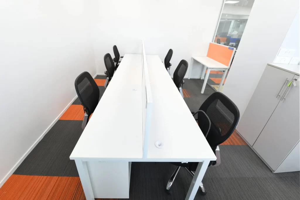 AK CAPITAL 8 Ak Capital7