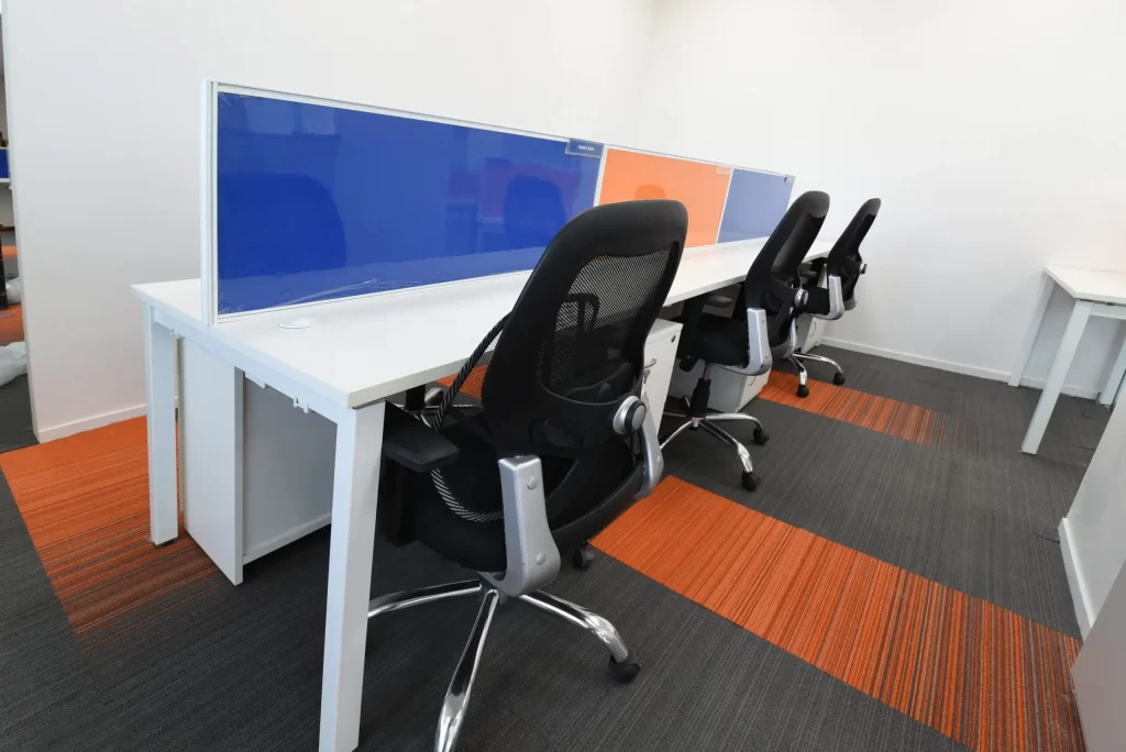 AK CAPITAL 7 Ak Capital8