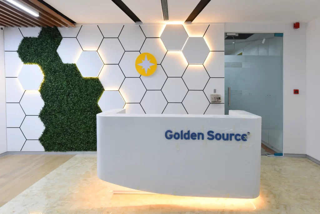 GOLDEN SOURCE 4 Golden Source24