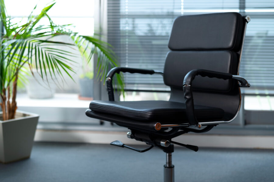 Ergonomic office chair for comfort and productivity